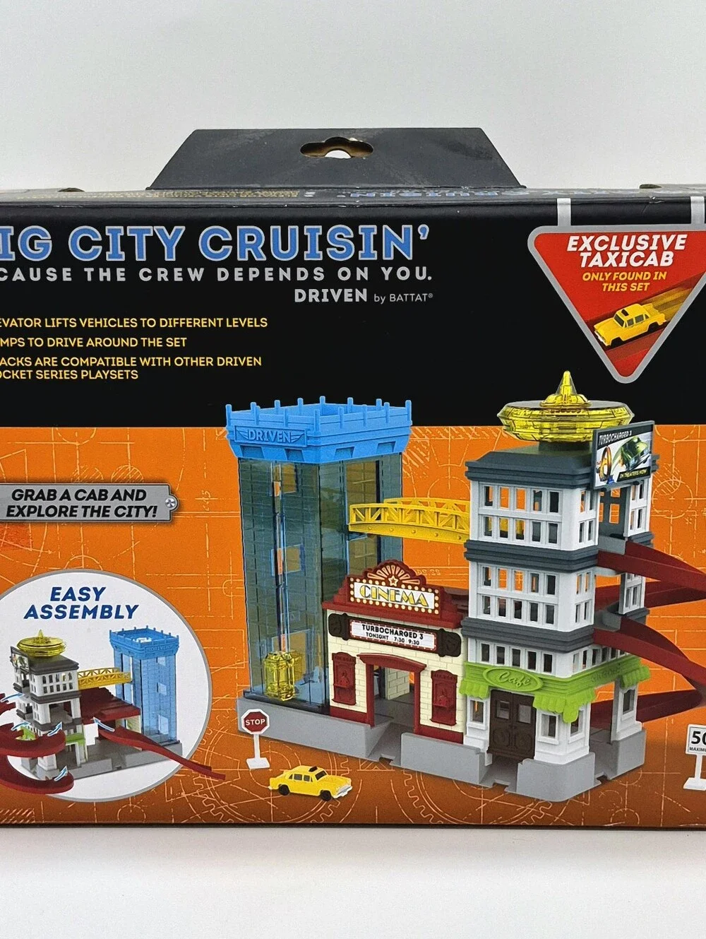 NEW Driven by Battat Big City Cruisin' Pocket Series Playset w/ Exclusive Taxi